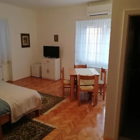 Bed & Breakfast Sobe Sabec Postojna