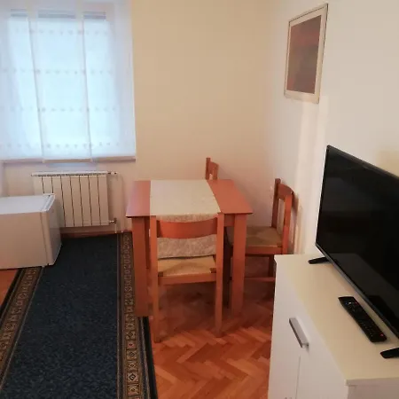 Bed & Breakfast Sobe Sabec Postojna