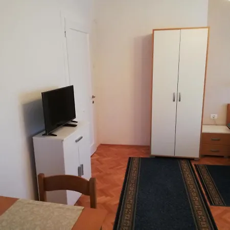 Bed & Breakfast Sobe Sabec *